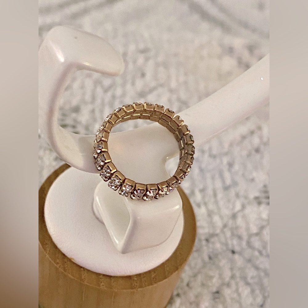 Double Rhinestone Stretchy Ring - Picture 2 of 4